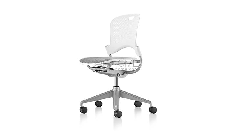 Caper Multipurpose Chair 椅子