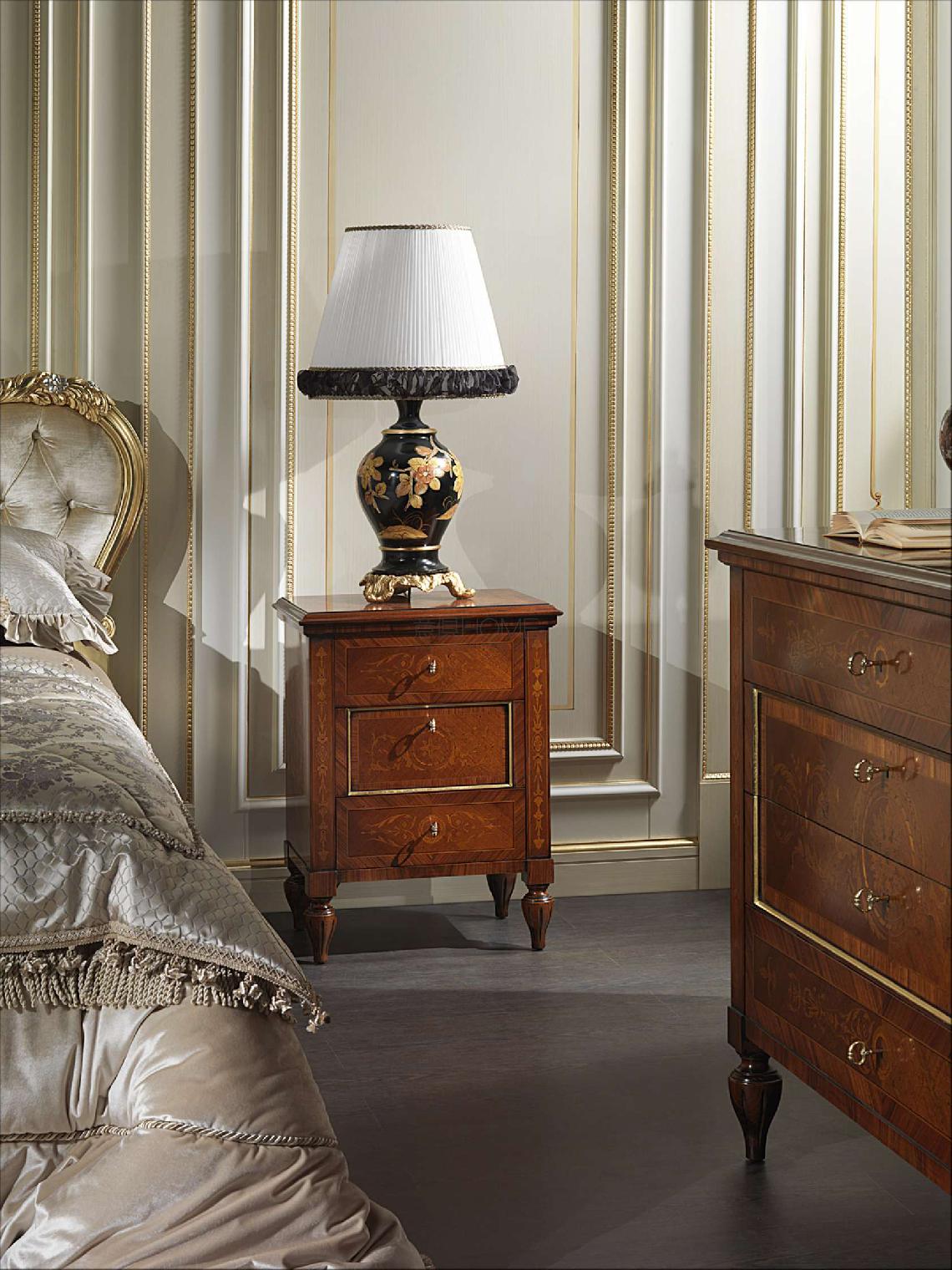 VIMERCATI Classic bedroom style Maggiolini 925 床头柜