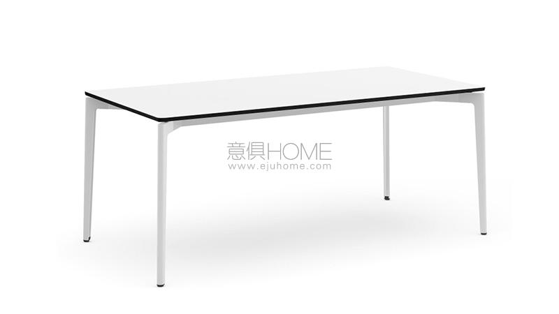 KNOLL Stromborg Table - 72 x 36 户外餐桌