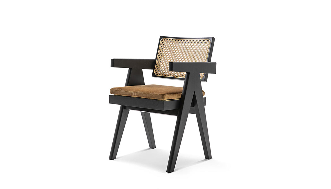 1_cassina_capitol_complex_office_chair_hommage_o_pierre_jeanneret_cassina_rd