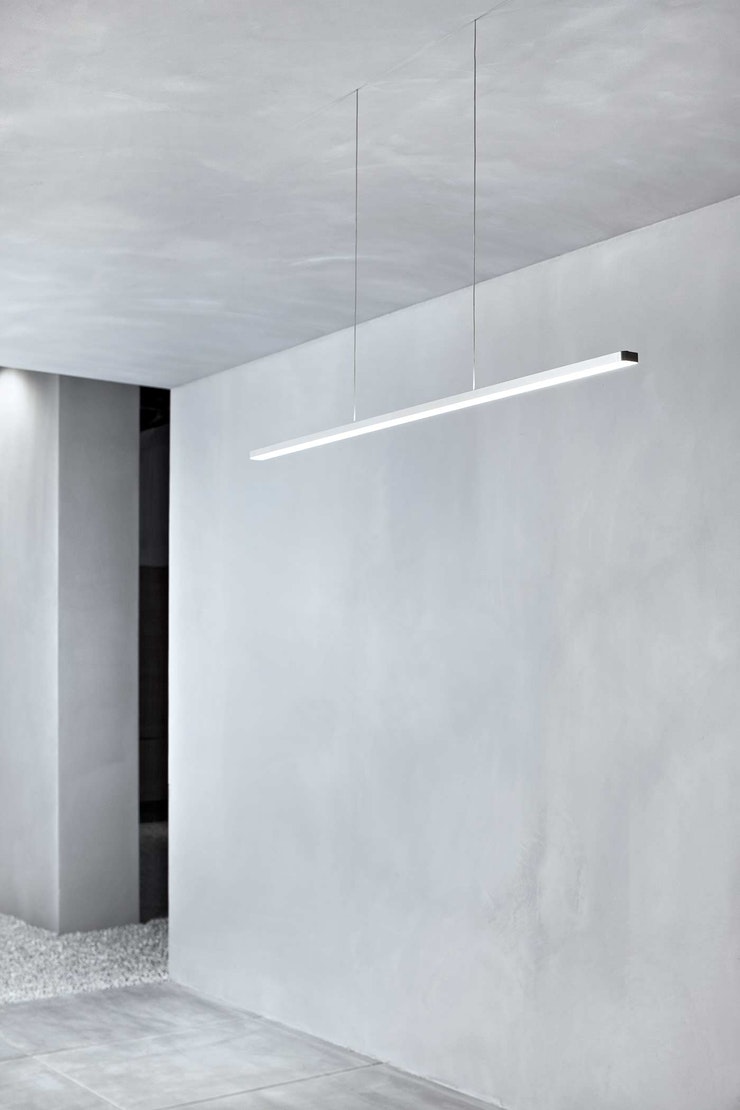 super-line-ceiling-wall-flos-architectural-B-01