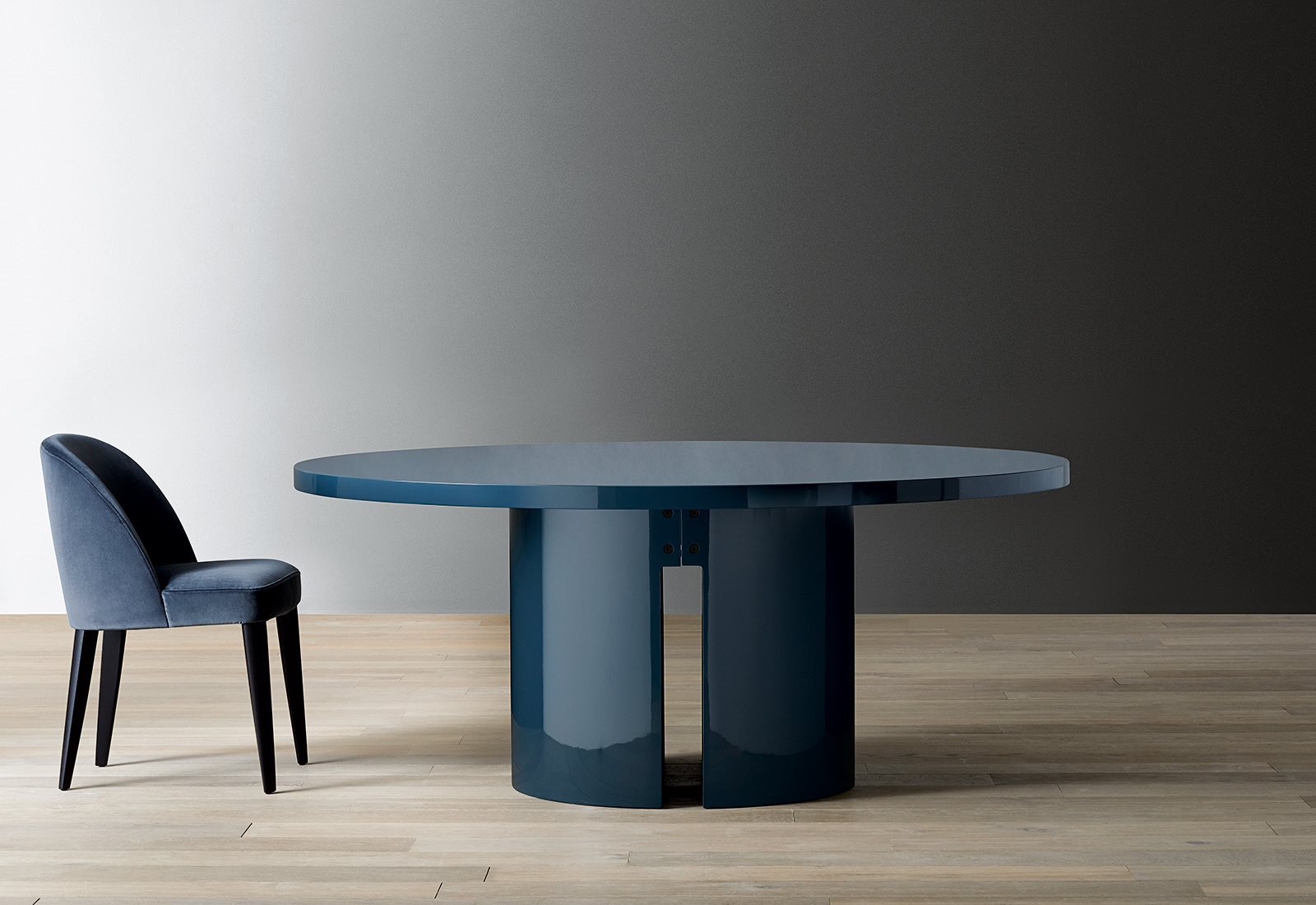 gong-dining-table-02-1600x1100