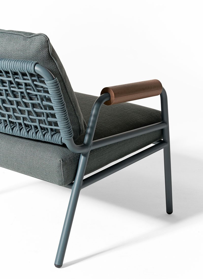 Zoe-Wood-open-air-armchair-08-800x1100