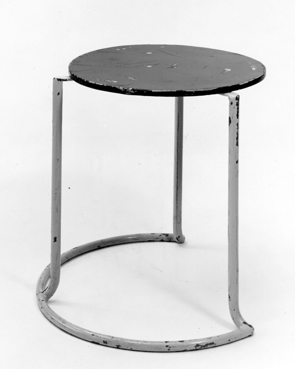 Side-table-606-black-white-historical-1851972