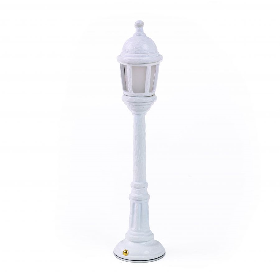意大利家具SELETTI的Street Lamp Dining White 台灯 主图