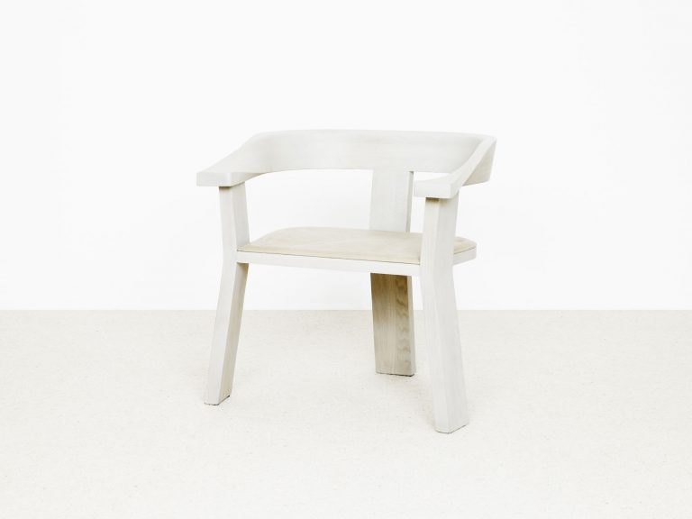 fauteuil-iwi-cuir-768x576