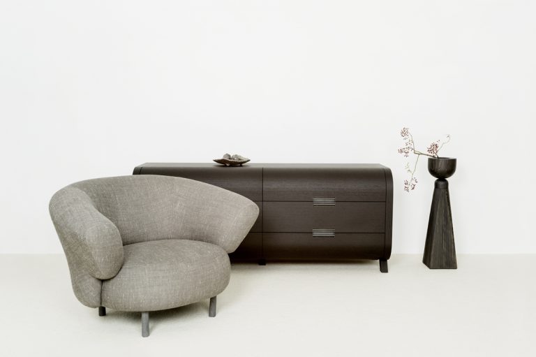 RON-cabinet-ANA-armchair-768x511
