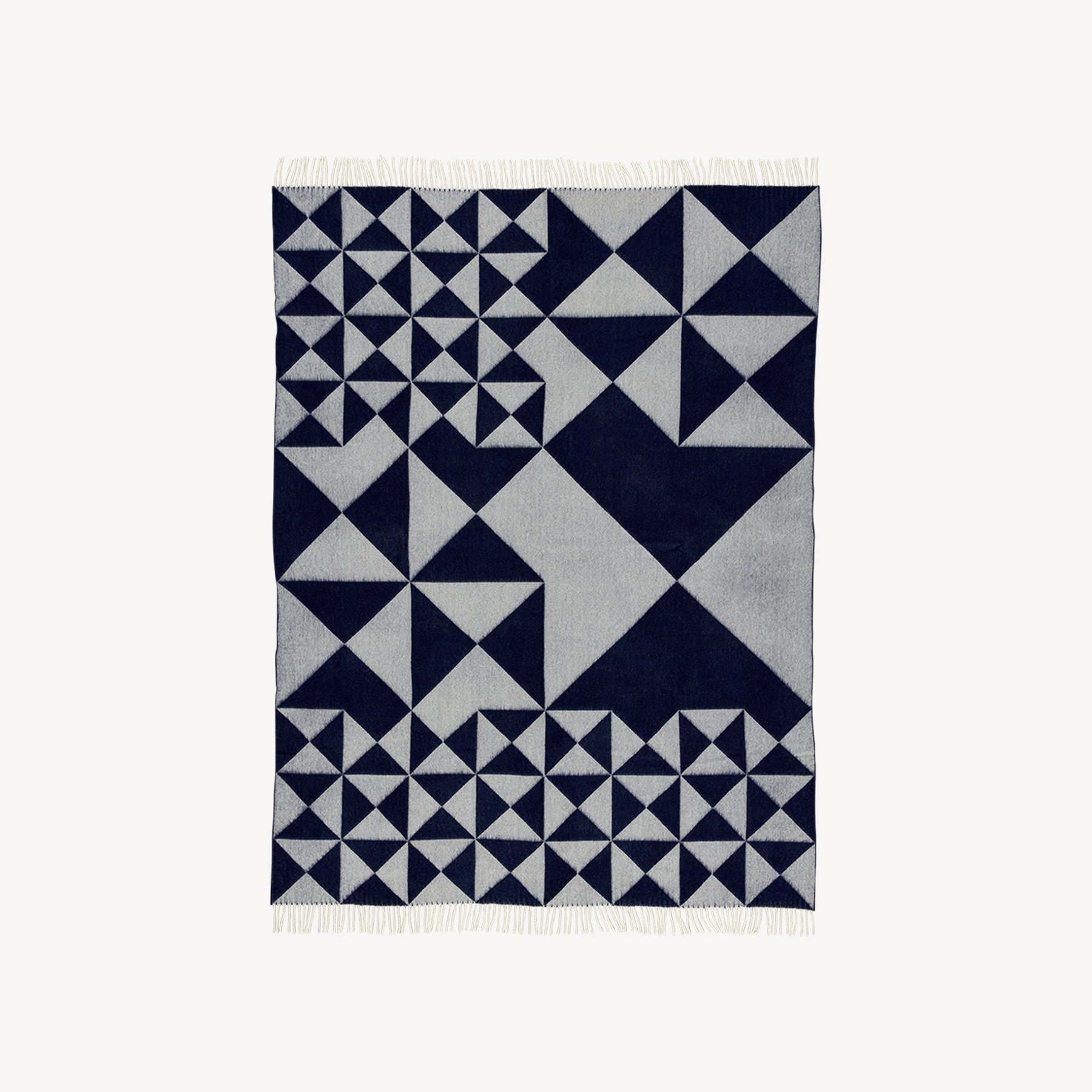 丹麦家具Verpan的MIRROR THROW BLUE 毯子 主图