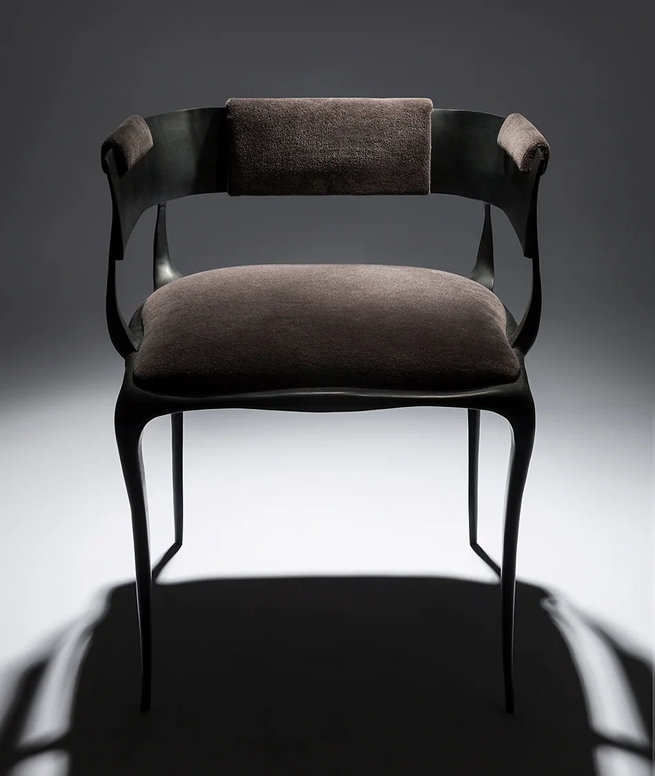 ARIA bronze padded armchair休闲椅场景图1