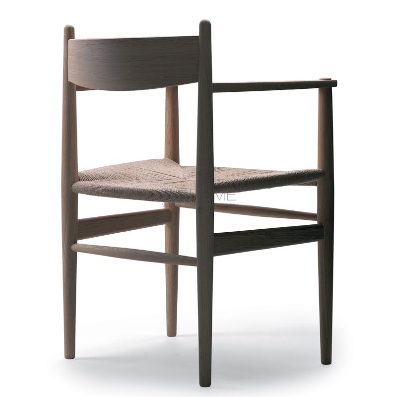 Carl Hansen & son 的 CH37 餐椅 2