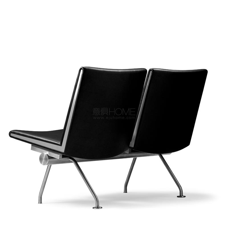 Carl Hansen & son的CH402 沙发 2