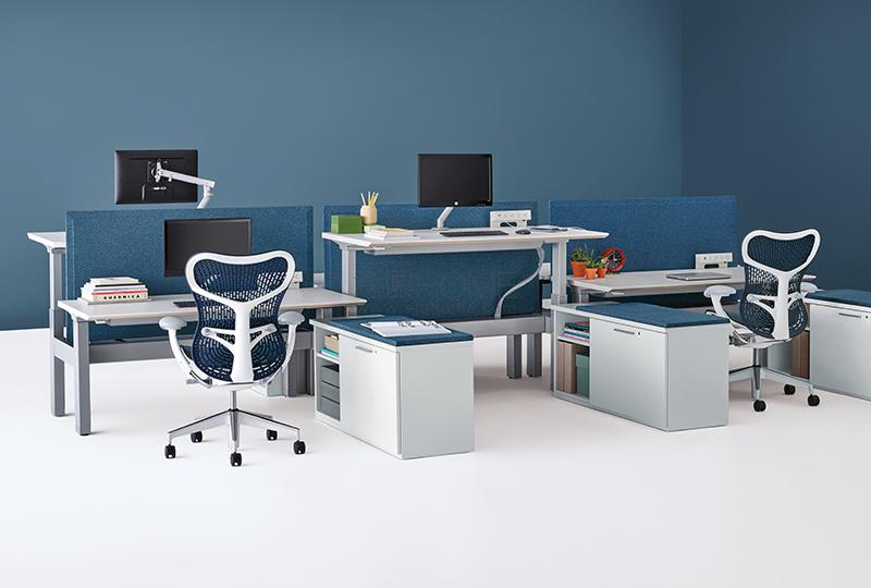 HERMAN MILLER Renew Link 书桌1