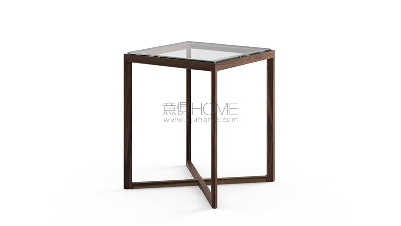 Krusin Side Table Medium 茶几