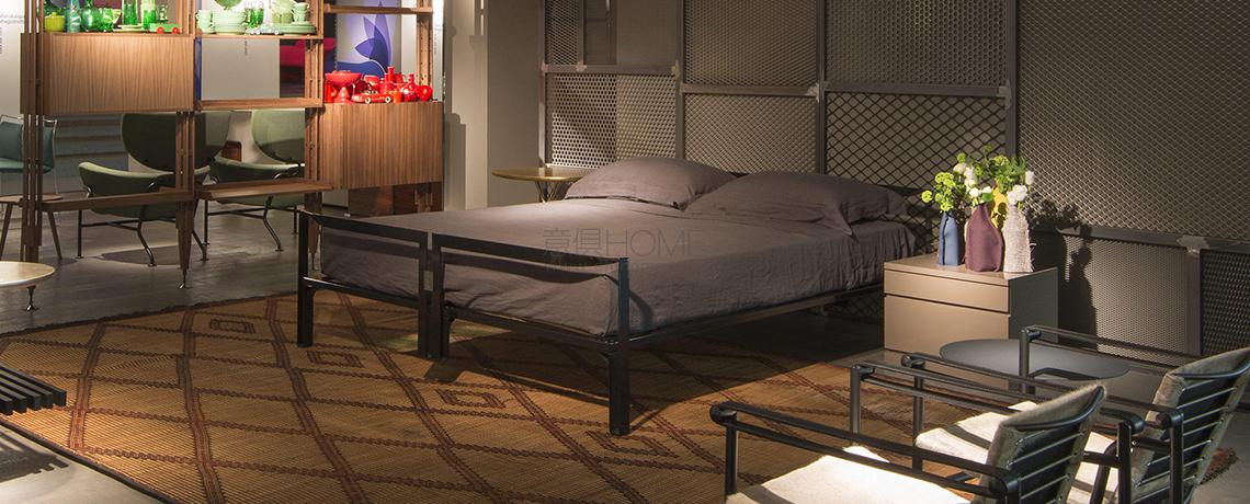 Cassina VANESSA 床2