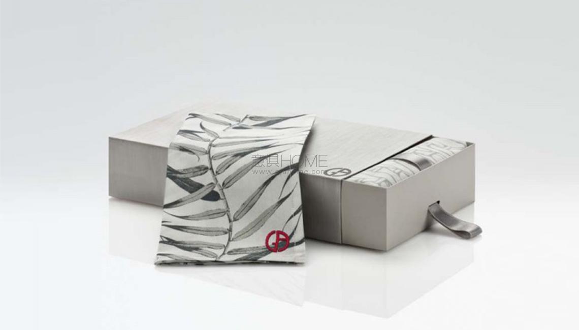 ARMANI CASAGIFT 礼品