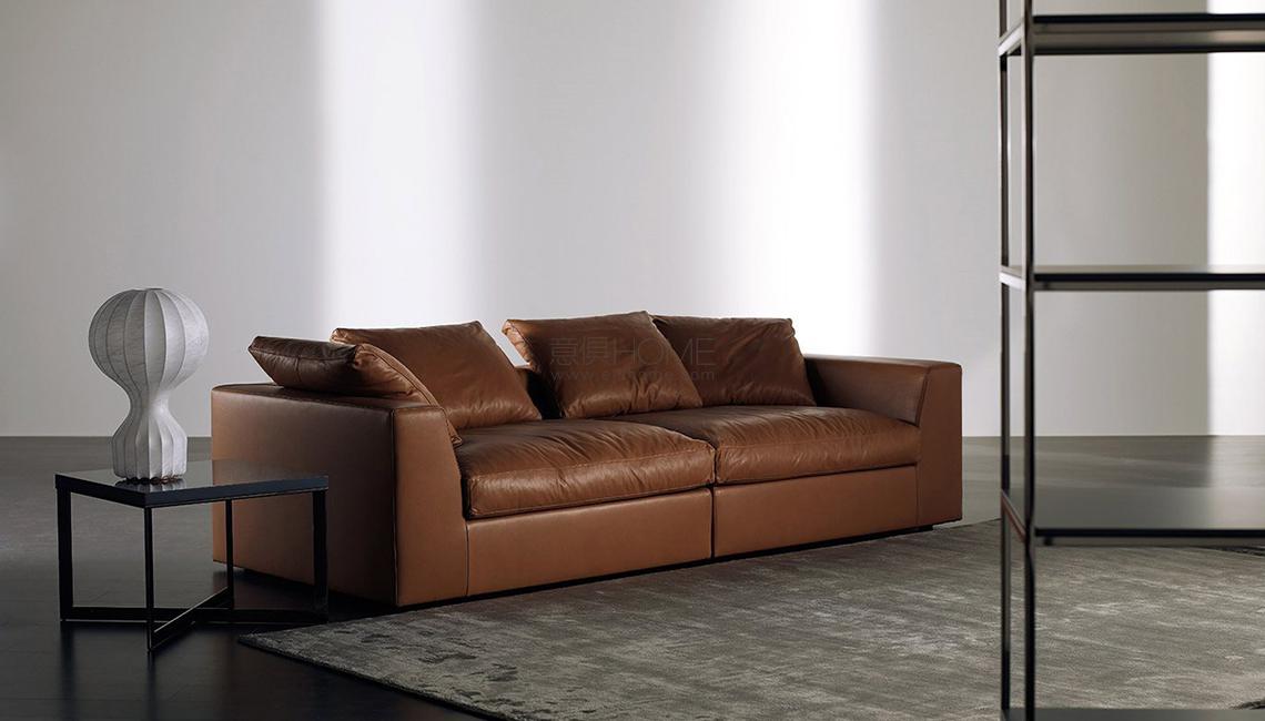 LOUIS PLUS 组合沙发