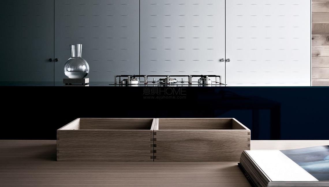 VALCUCINE  riciclantica alluminio rigato 5 Riciclantica Laminato Alluminio Rigato 餐边柜 1