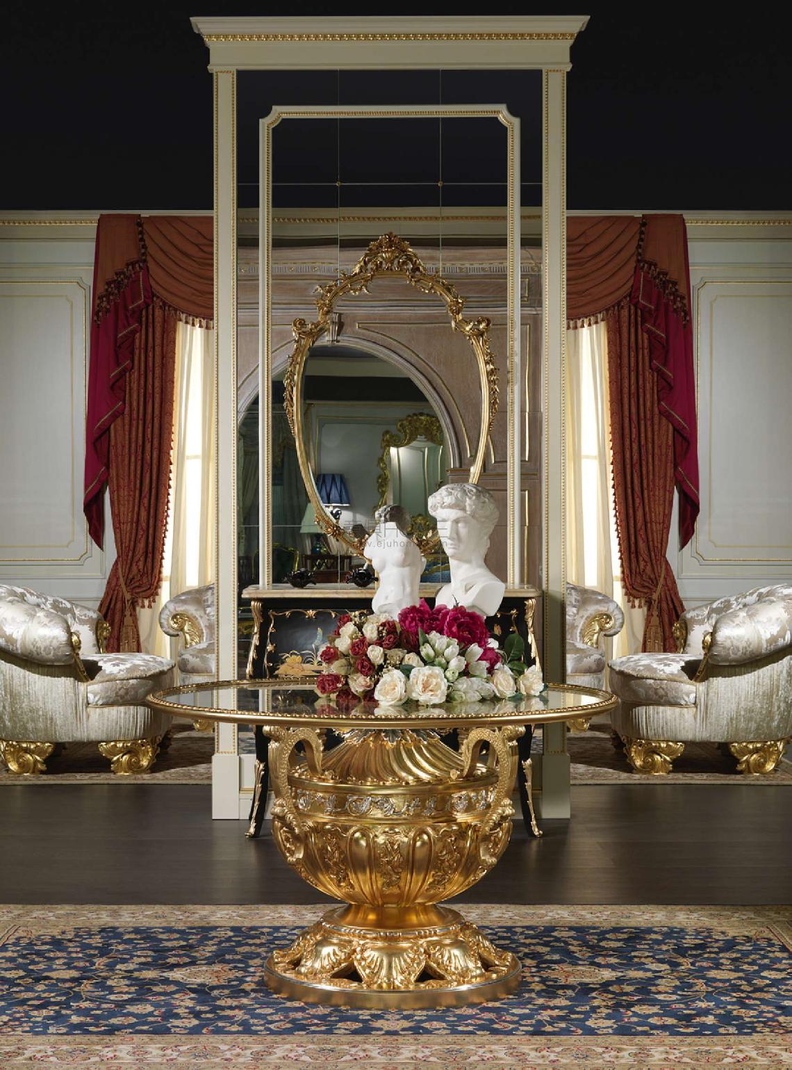 VIMERCATI 2Luxury dining room Versailles in wood and crystal 餐桌1