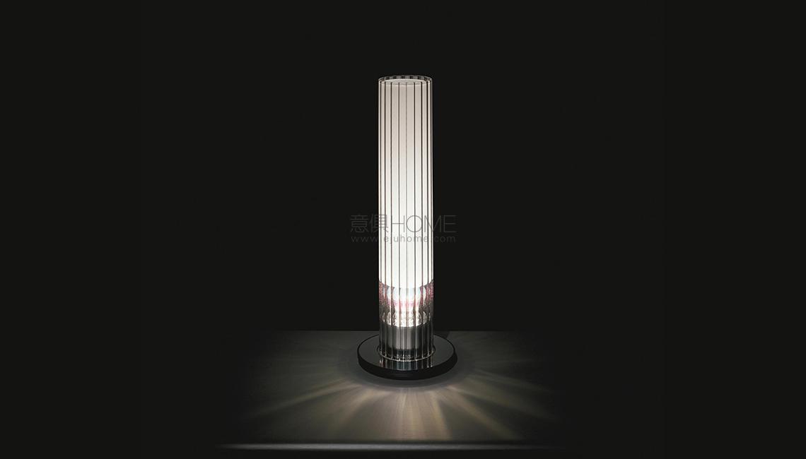 ILIUM TABLE 台灯