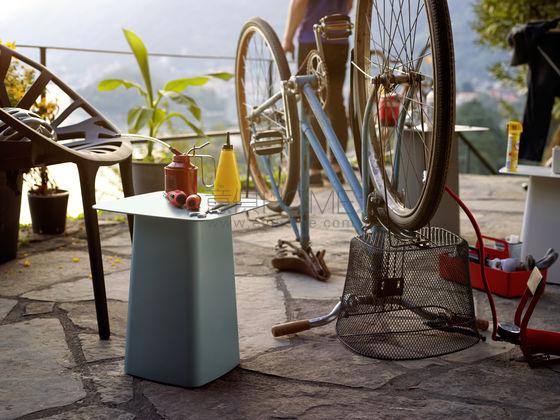 VITRA Metal Side Table 角几3