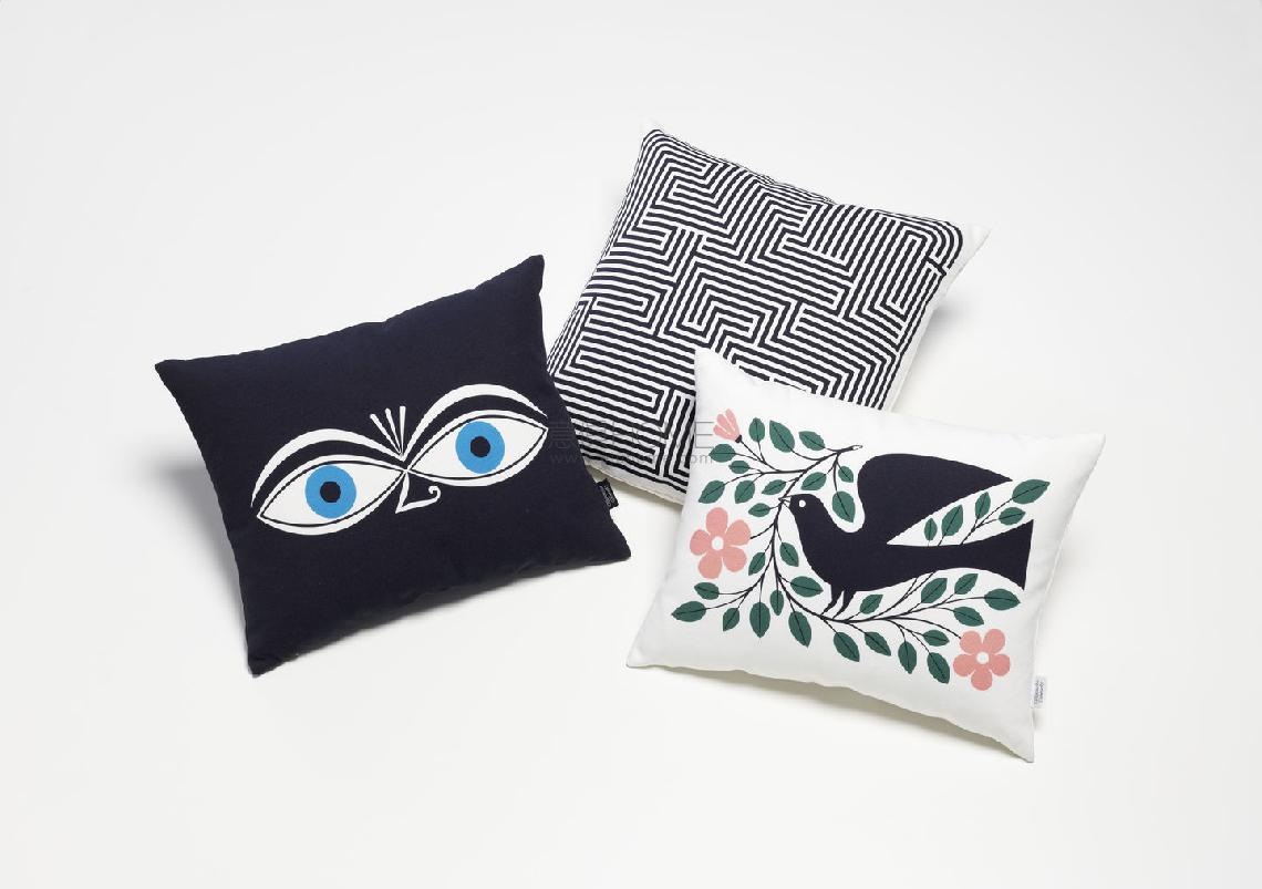 VITRA Graphic Print Pillows 抱枕