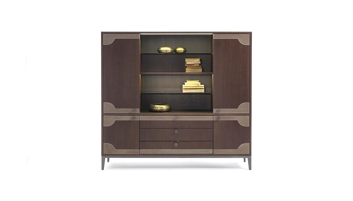 vittoriafrigerio Crivelli Cupboard 边柜1