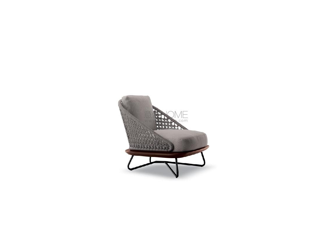 RIVERA_ARMCHAIR_CUTOUT