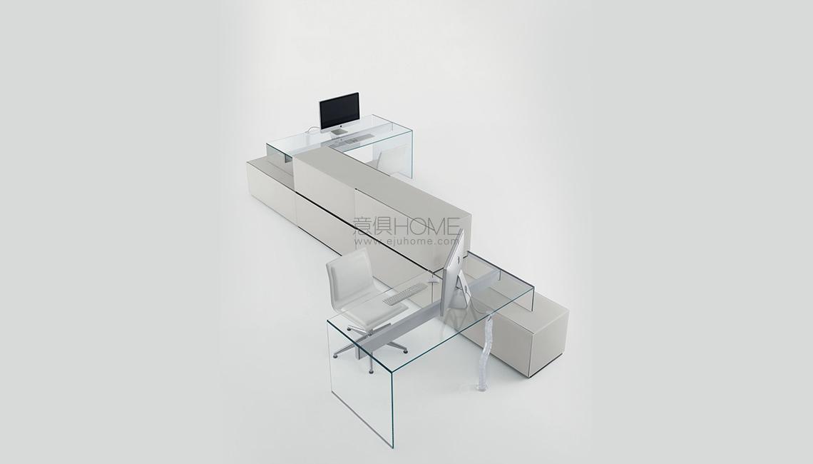 Air-Desk-1-Up_2