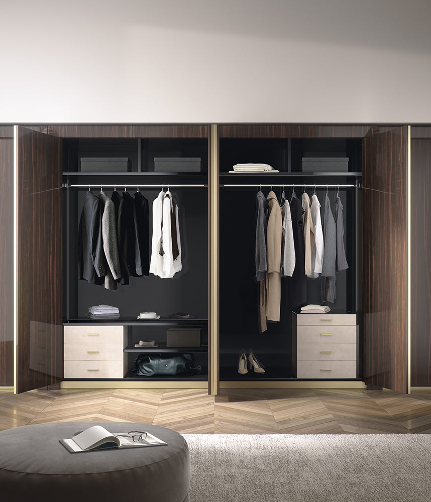 Kondor_Wardrobe03