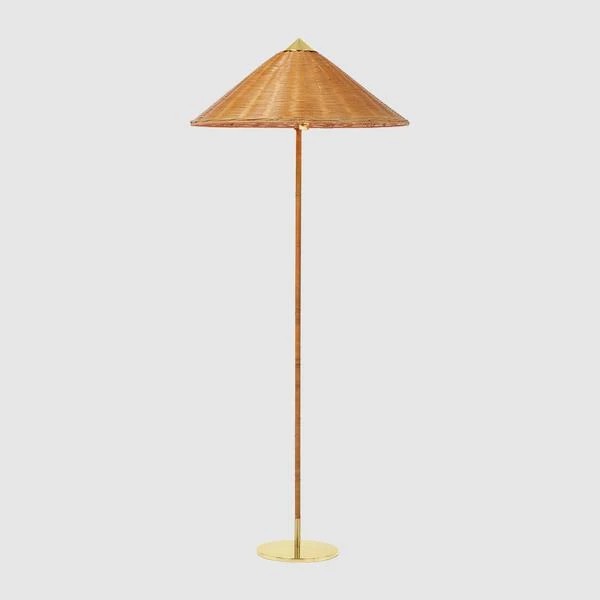 9602_FloorLamp_Canvas_grande_5fa088ba-05e6-479a-863c-2e98d6eda97b_grande