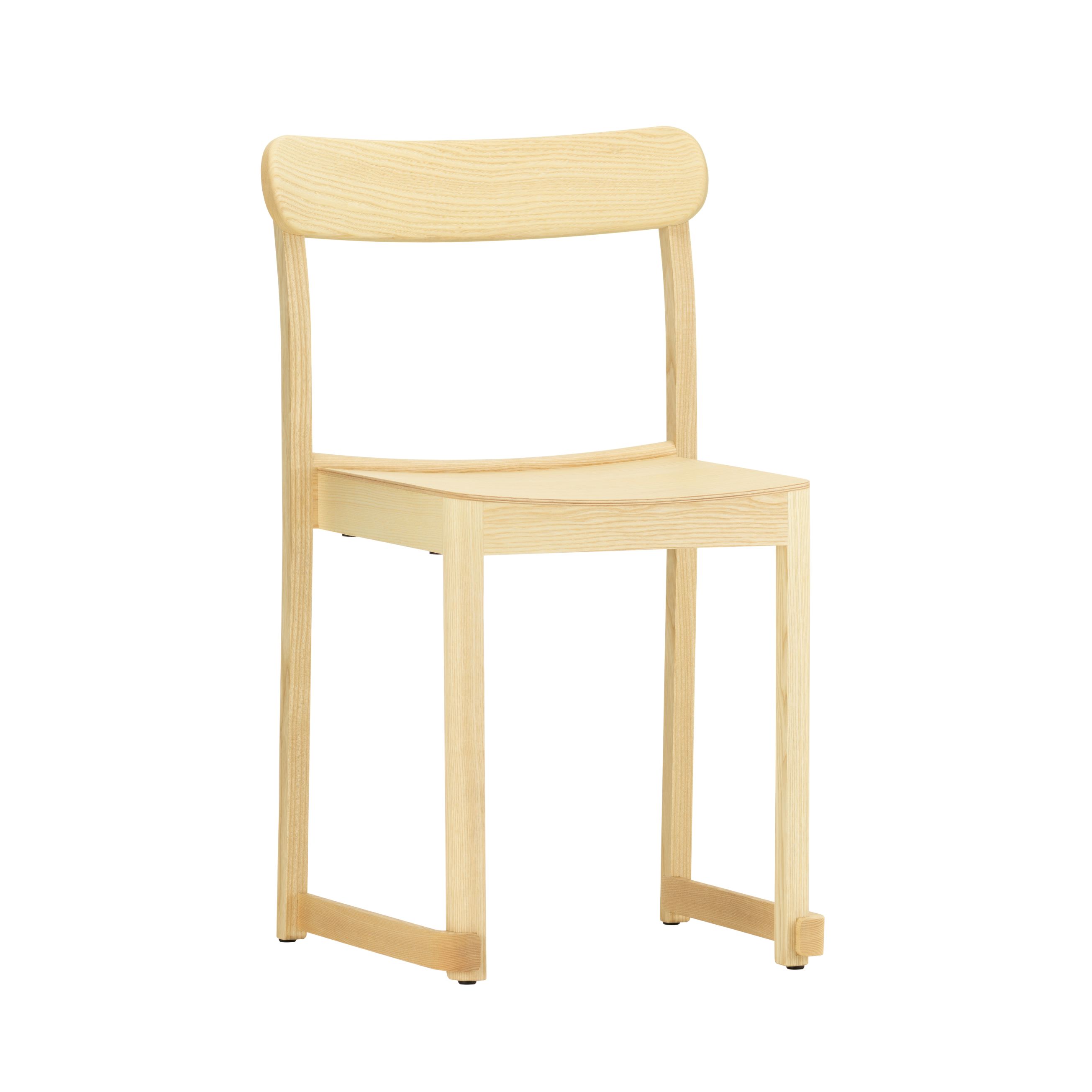 Atelier-Chair-natural-lacquered-ash_WEB-2432685