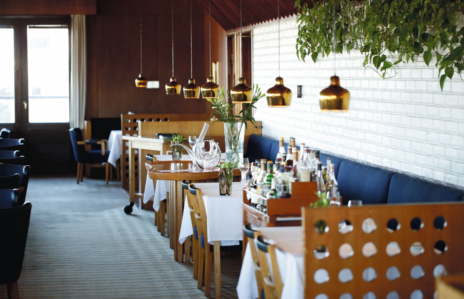 artek-golden-bell-restaurant-savoy_0014
