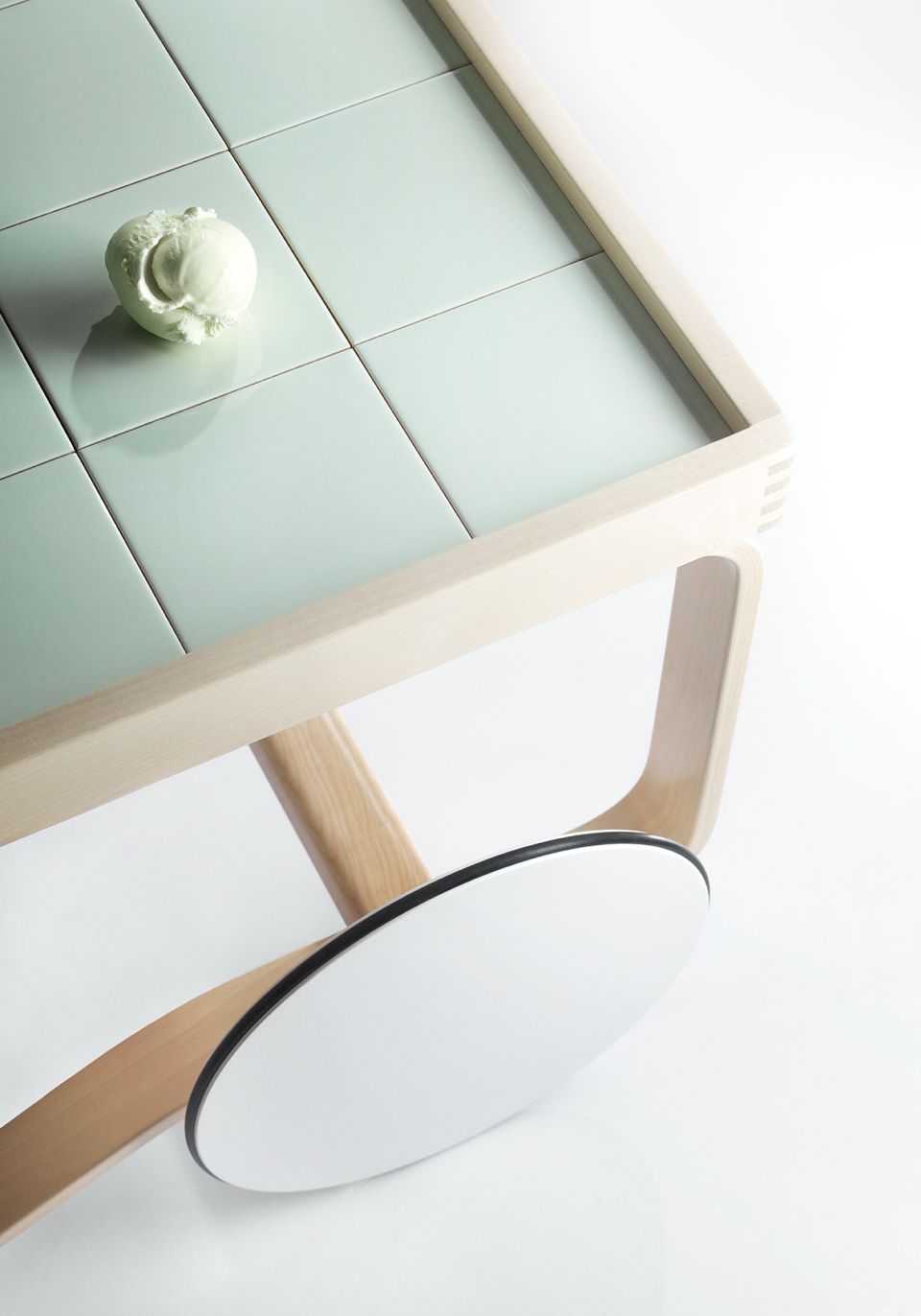 Tea-trolley-900-mint-tiles-Artek-Helsinki-special-edition-2016-2008278