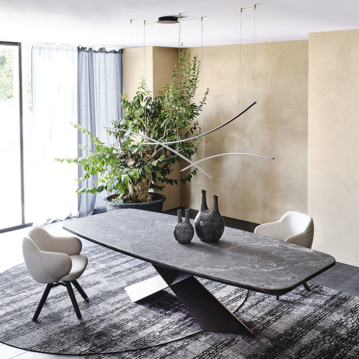 Tyron Keramik Premium长餐桌