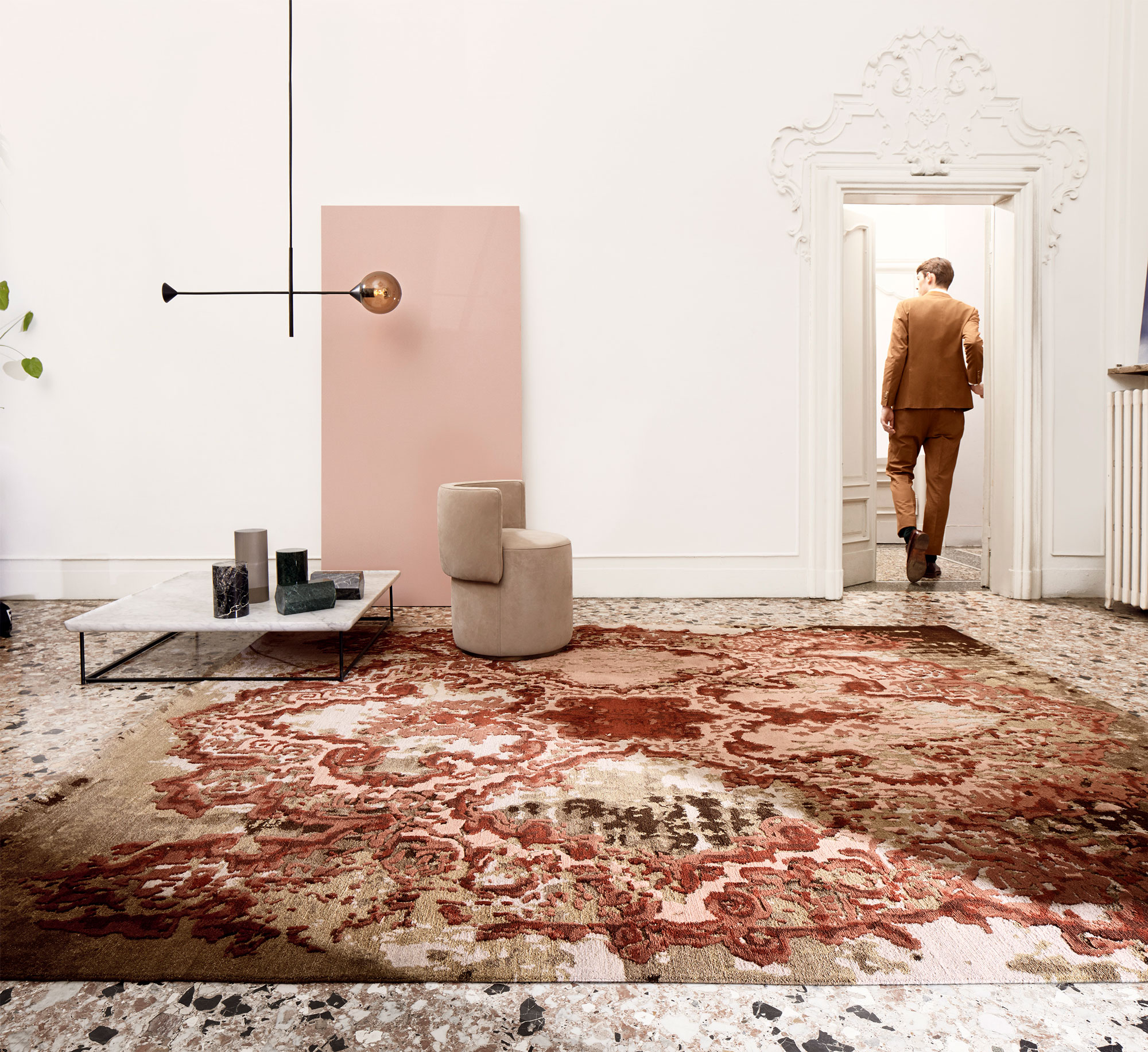 cc-tapis-_-Traces-de-Orient-by-cc-tapis-photo-Lorenzo-Gironi-styling-Motel409-and-Studiomilo