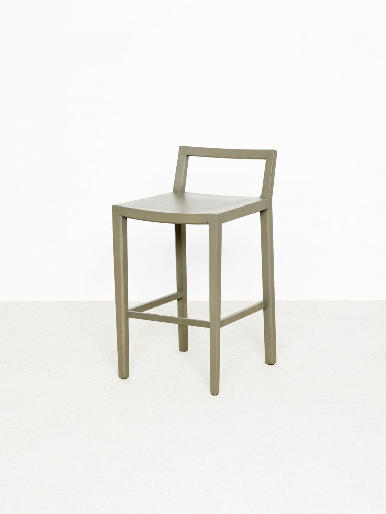 tabouret-uee-768x1023