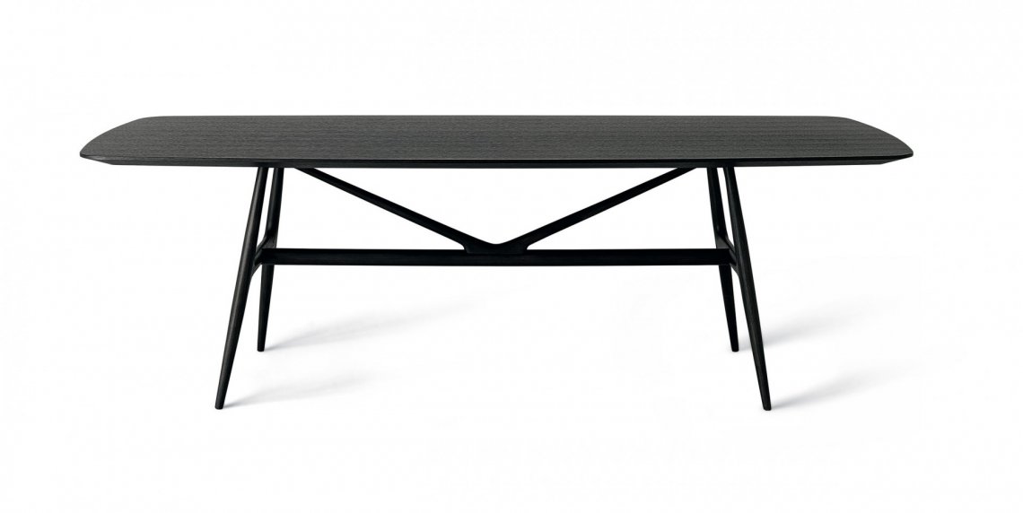 MISURAEMMEGAUDI'长餐桌