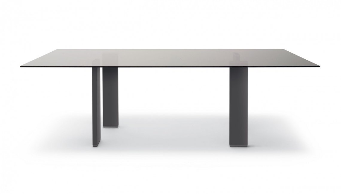 MISURAEMMETAUL oval 长餐桌