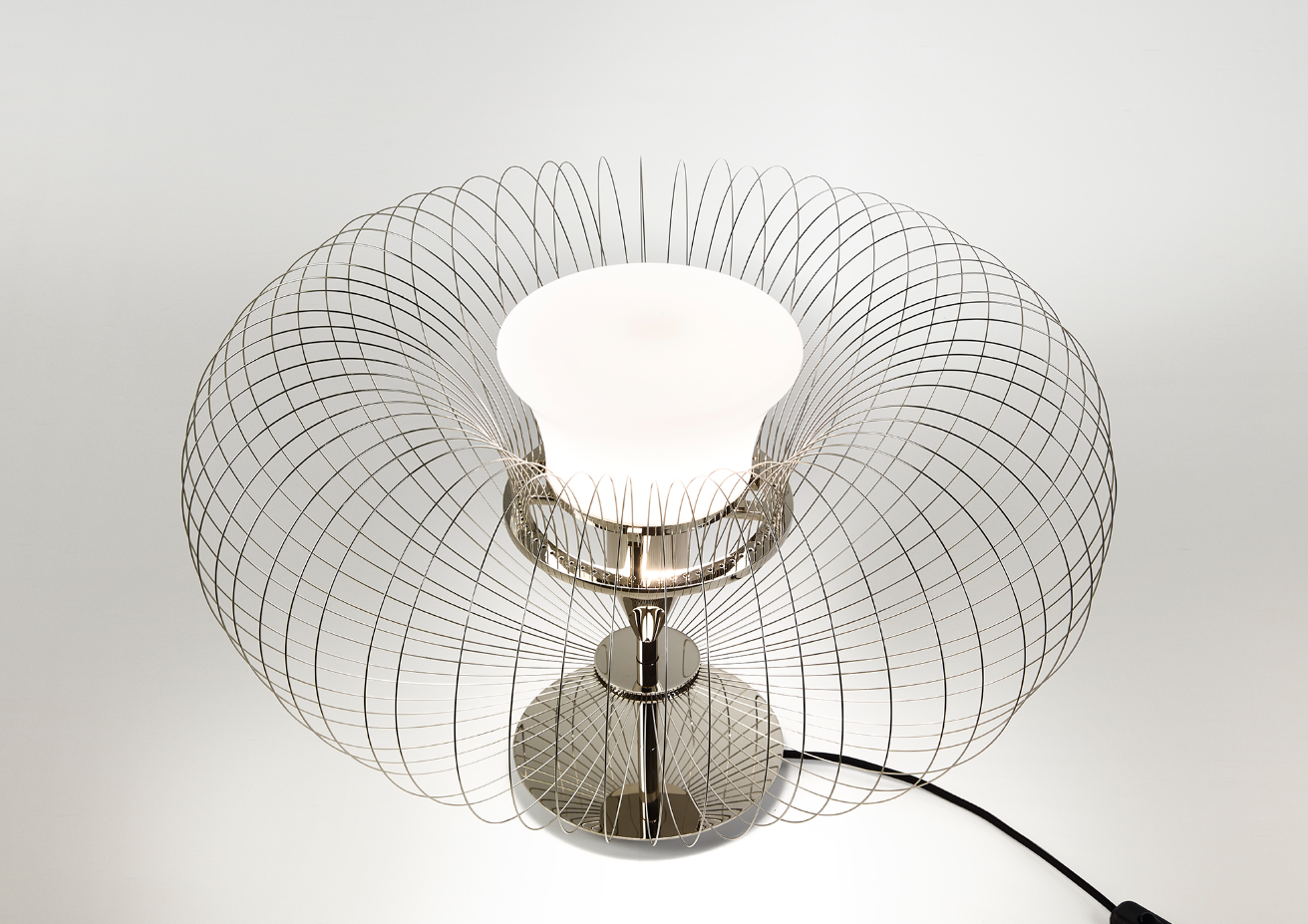 CECCOTTISteel Flower台灯