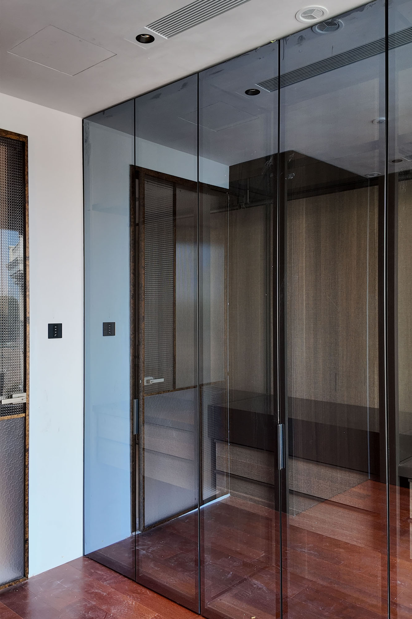 【义乌案例实拍】 Poliform品牌的意式高奢的衣柜美学